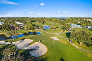 3881 SE Fairway W, Stuart, FL 34997 - Photo 10