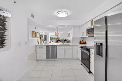 5778 Crystal Shores Drive #406, Boynton Beach, FL 33437 - Photo 6