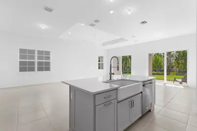 10717 Northbrook Circle, Palm Beach Gardens, FL 33412 - Photo 4