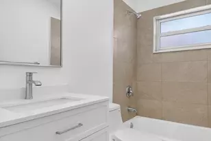 379 NW 23rd St, Boca Raton, FL 33431 - Photo 26