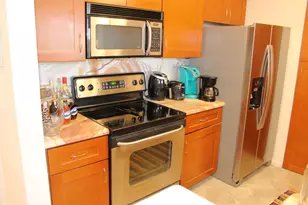 1000 Scotia Dr, Hypoluxo, FL 33462 - Photo 4