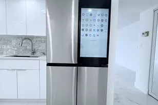 600 Parkview Dr, Hallandale Beach, FL 33009 - Photo 20