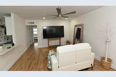 112 Salisbury #E, West Palm Beach, FL 33417 - Photo 6