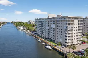 1050 Hillsboro Mile, Hillsboro Beach, FL 33062 - Photo 30