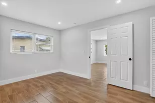 1851 NE 25th Ave, Pompano Beach, FL 33062 - Photo 12