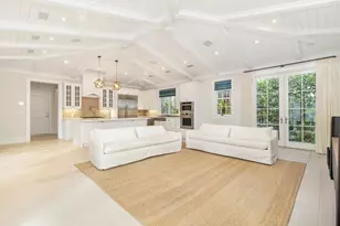 216 Sandpiper Dr, Palm Beach, FL 33480 - Photo 12