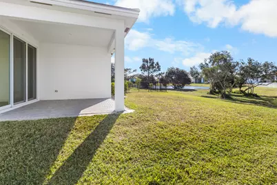 129 SE Strada Cervaro, Port Saint Lucie, FL 34952 - Photo 18