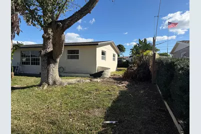 884 Montego Dr Drive, West Palm Beach, FL 33415 - Photo 12