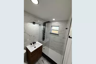 884 Montego Dr Drive, West Palm Beach, FL 33415 - Photo 8