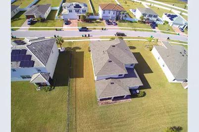 7487 NW Deysbrook Lane, Port Saint Lucie, FL 34987 - Photo 4