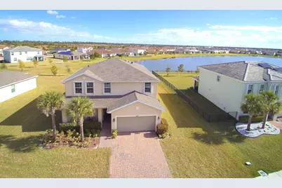 7487 NW Deysbrook Lane, Port Saint Lucie, FL 34987 - Photo 2