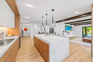 2451 NE 199th St, Miami, FL 33180 - Photo 12