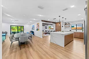 2451 NE 199th St, Miami, FL 33180 - Photo 6