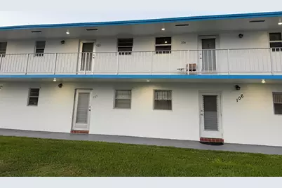 1113 Lake Terrace #205, Boynton Beach, FL 33426 - Photo 2