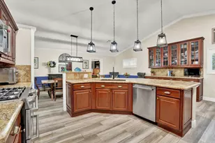 10299 Hunt Club Ln, Palm Beach Gardens, FL 33418 - Photo 26
