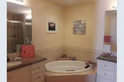 37 Harbour Isle Drive E #106, Fort Pierce, FL 34949 - Photo 4