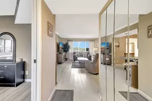 3951 Via Poinciana, Lake Worth, FL 33467 - Photo 10