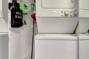 3951 Via Poinciana, Lake Worth, FL 33467 - Photo 22