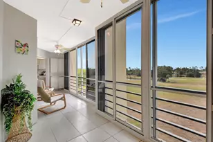 3951 Via Poinciana, Lake Worth, FL 33467 - Photo 8