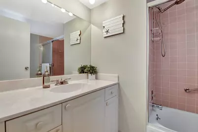 3951 Via Poinciana #415, Lake Worth, FL 33467 - Photo 18