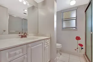 3951 Via Poinciana, Lake Worth, FL 33467 - Photo 16