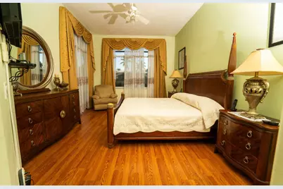 8601 Via Grande E, Wellington, FL 33411 - Photo 4