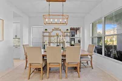 7037 Edison Place, Palm Beach Gardens, FL 33418 - Photo 10