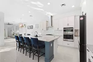 7037 Edison Pl, Palm Beach Gardens, FL 33418 - Photo 12