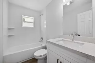 706 Dundas Ct, Fort Pierce, FL 34950 - Photo 12