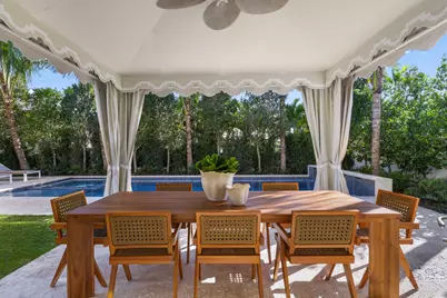 350 Seabreeze Avenue, Palm Beach, FL 33480 - Photo 12