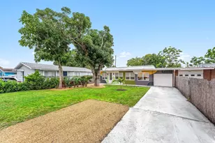 709 SW 9th Ct, Delray Beach, FL 33444 - Photo 2