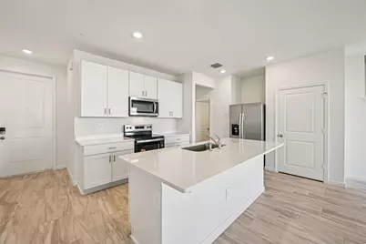 587 Salisbury Circle, Fort Pierce, FL 34982 - Photo 10