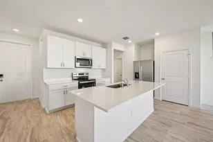 587 Salisbury Cir, Fort Pierce, FL 34982 - Photo 10