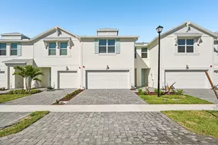 587 Salisbury Cir, Fort Pierce, FL 34982 - Photo 4