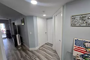 1105 Lake Shore Dr, Lake Park, FL 33403 - Photo 10