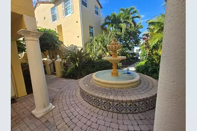 1105 Lake Shore Drive #102, Lake Park, FL 33403 - Photo 20