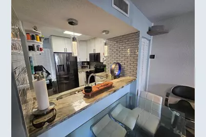 1105 Lake Shore Drive #102, West Palm Beach, FL 33403 - Photo 4