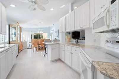 8544 SE Retreat Drive, Hobe Sound, FL 33455 - Photo 14