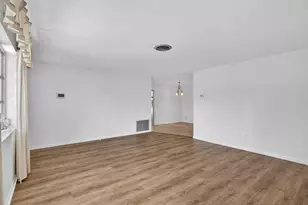 2631 NE Myrtle St, Jensen Beach, FL 34957 - Photo 4