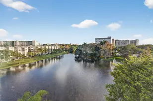 2240 N Cypress Bend Dr, Pompano Beach, FL 33069 - Photo 22