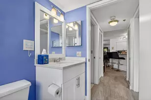 2240 N Cypress Bend Dr, Pompano Beach, FL 33069 - Photo 20