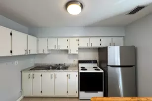 8761 40th Ter N, Palm Beach Gardens, FL 33410 - Photo 4