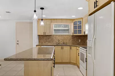 92550 Overseas Highway #214, Tavernier, FL 33070 - Photo 18