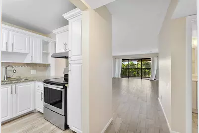 4381 Trevi Court #305, Lake Worth, FL 33467 - Photo 6