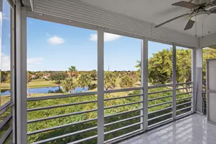 3960 Oaks Clubhouse Dr, Pompano Beach, FL 33069 - Photo 38