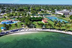 801 Lake Shore Dr, Lake Park, FL 33403 - Photo 24