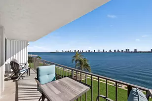 801 Lake Shore Dr, Lake Park, FL 33403 - Photo 2