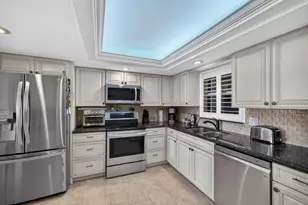 801 Lake Shore Dr, Lake Park, FL 33403 - Photo 4