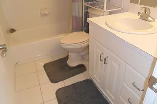 681 S Hollybrook Dr, Pembroke Pines, FL 33025 - Photo 8