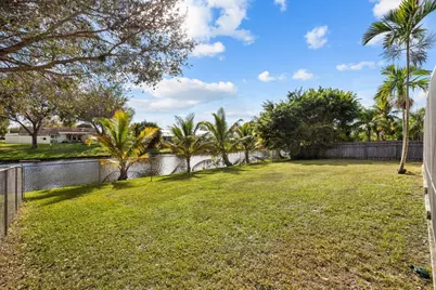 218 Las Palmas Street, West Palm Beach, FL 33411 - Photo 42